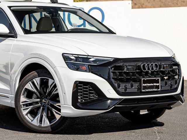 Used 2024 Audi Q8 Premium Plus AWD/4WD image 5