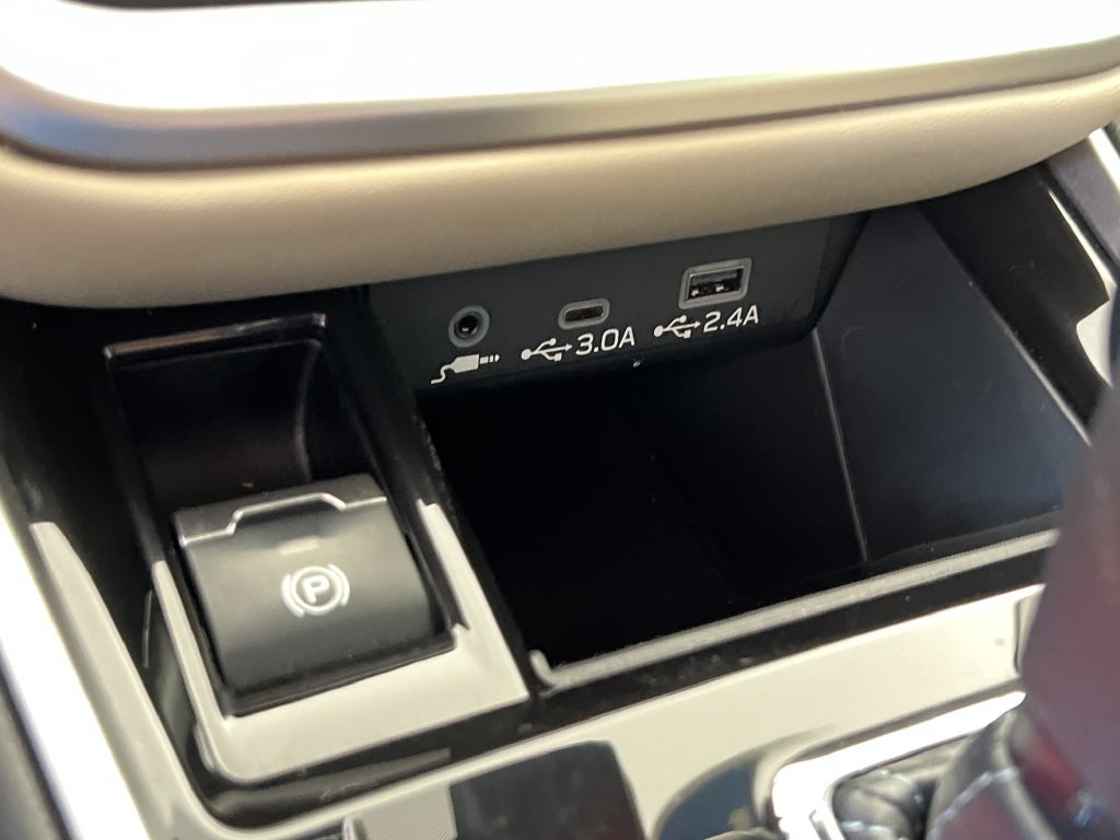 Certified 2024 Subaru Outback Premium AWD/4WD image 38