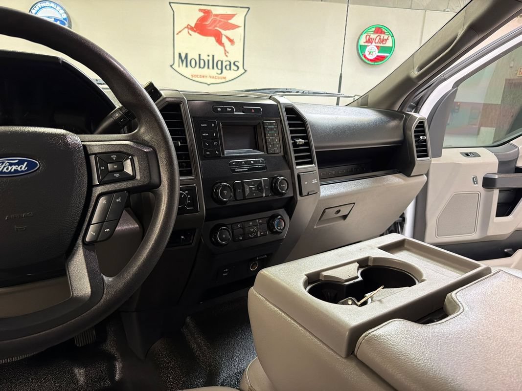 Used 2022 Ford F350 XL w/ Power Equipment Group AWD/4WD image 27