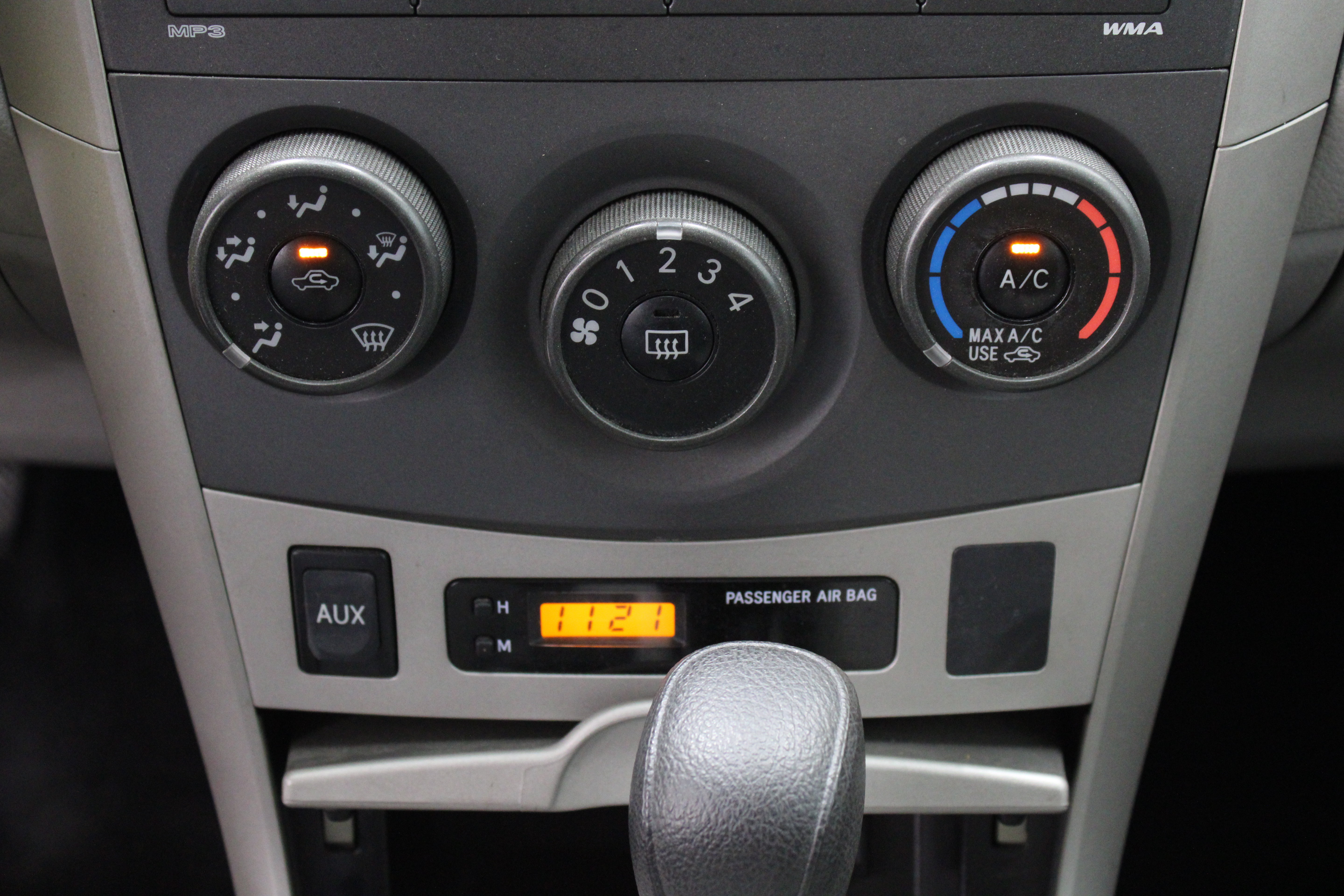 Used 2011 Toyota Corolla LE FWD image 18