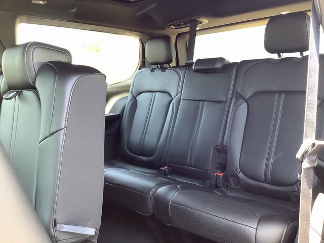 New 2025 Jeep Wagoneer Series II image 30