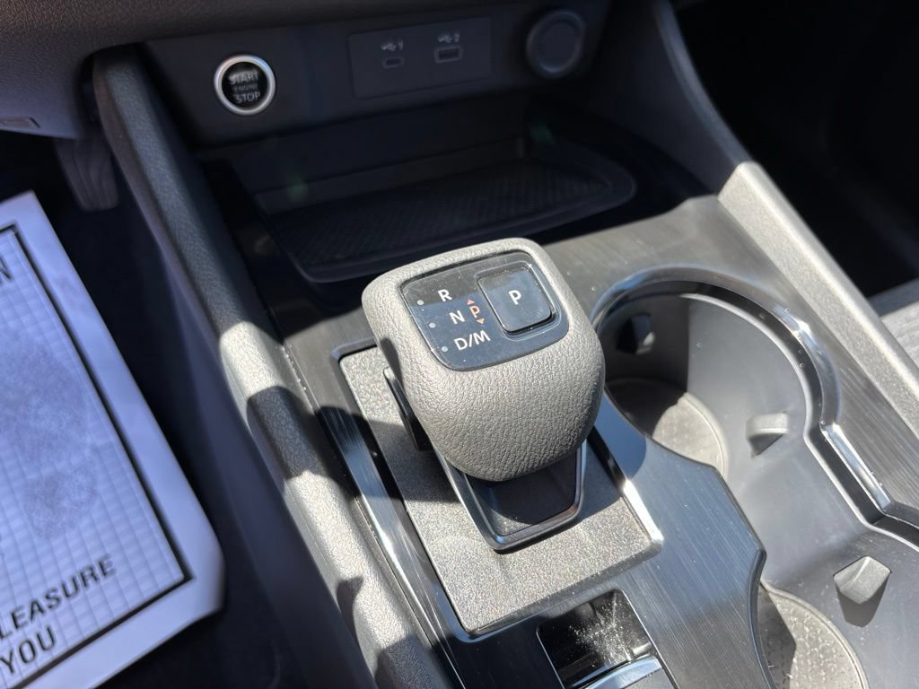 Used 2023 Nissan Rogue SV AWD/4WD image 29