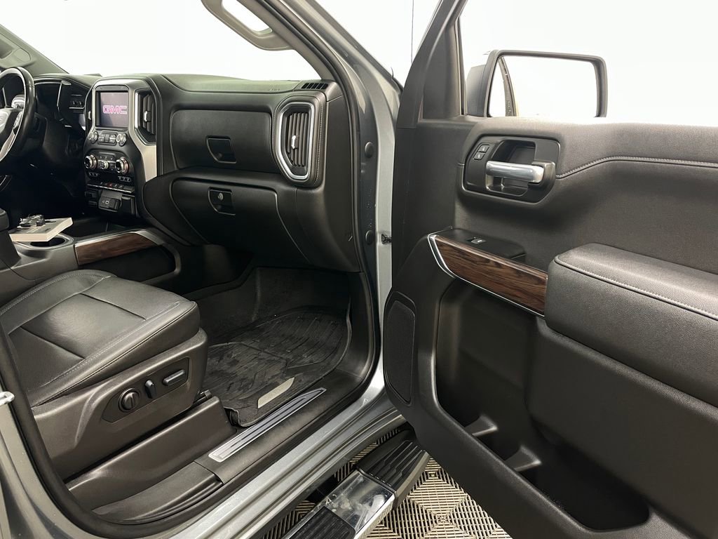 Used 2022 GMC Sierra 1500 SLT w/ SLT Premium Package AWD/4WD image 36