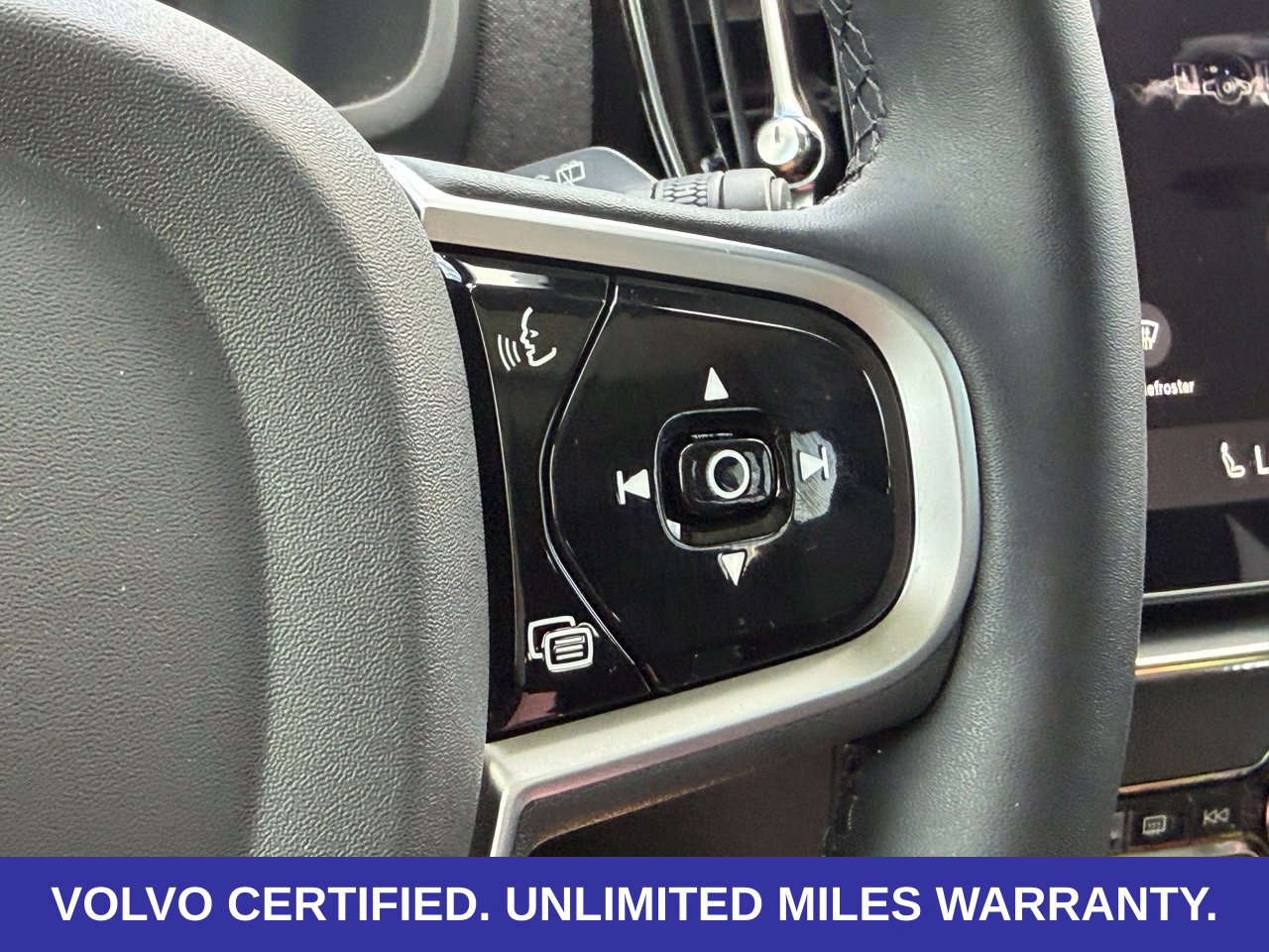 Certified 2025 Volvo XC90 B5 Core AWD/4WD image 20