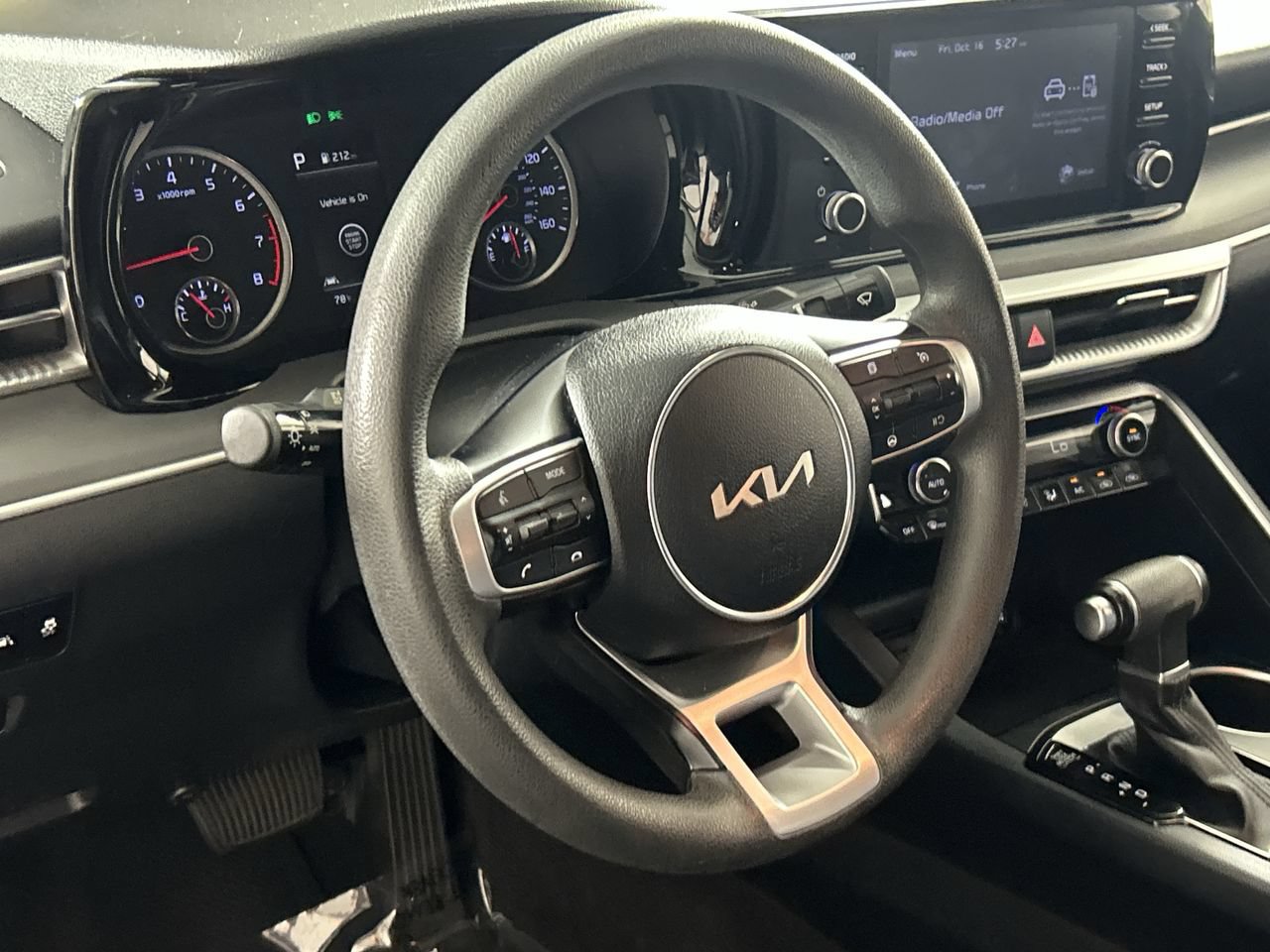 Used 2022 Kia K5 LXS FWD image 14