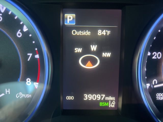 Used 2019 Toyota Highlander XLE image 11