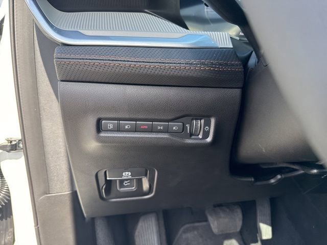 New 2026 Jeep Cherokee Limited image 24