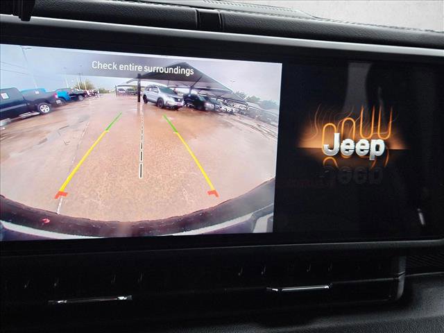 Used 2024 Jeep Wrangler Rubicon w/ Safety Group image 21