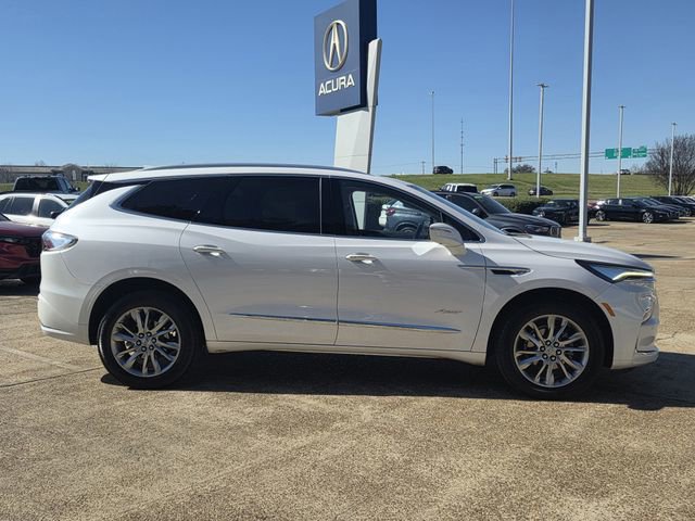 Used 2023 Buick Enclave Avenir w/ Avenir Technology Package image 3