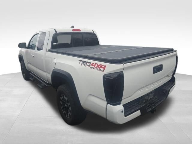 Used 2021 Toyota Tacoma TRD Off-Road w/ TRD Premium Off Road Package image 3