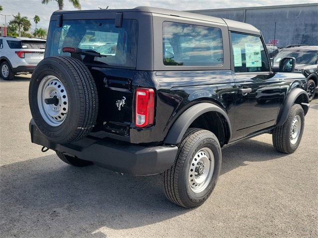 New 2026 Ford Bronco 2-Door image 4