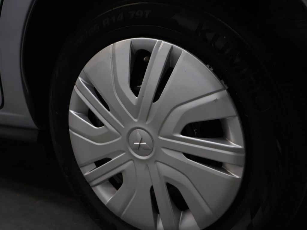 Used 2024 Mitsubishi Mirage ES image 29