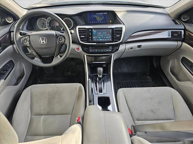Used 2016 Honda Accord EX image 16