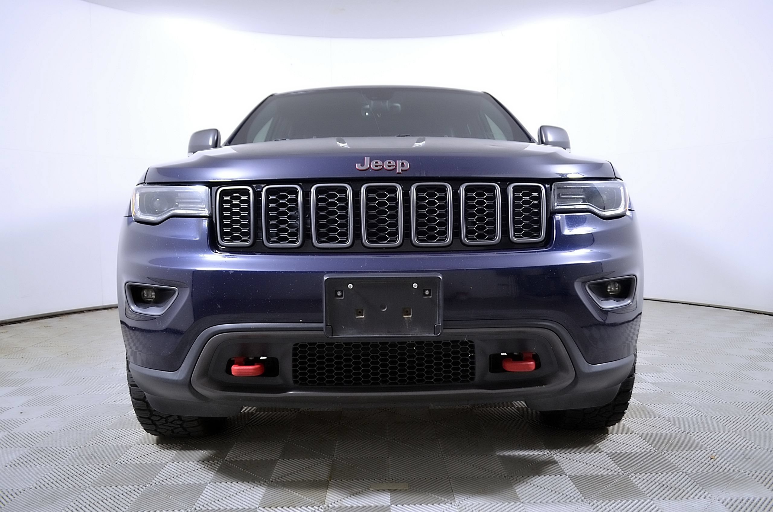 Used 2018 Jeep Grand Cherokee Trailhawk w/ Trailhawk Luxury Group AWD/4WD image 5