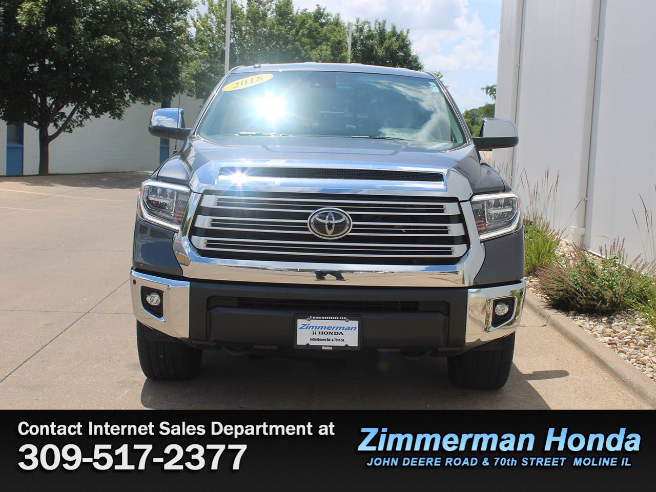 Used 2018 Toyota Tundra Limited w/ Limited Premium Package AWD/4WD image 4