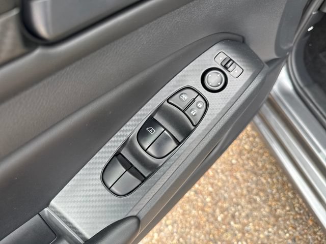 Certified 2025 Nissan Altima 2.5 S FWD image 12