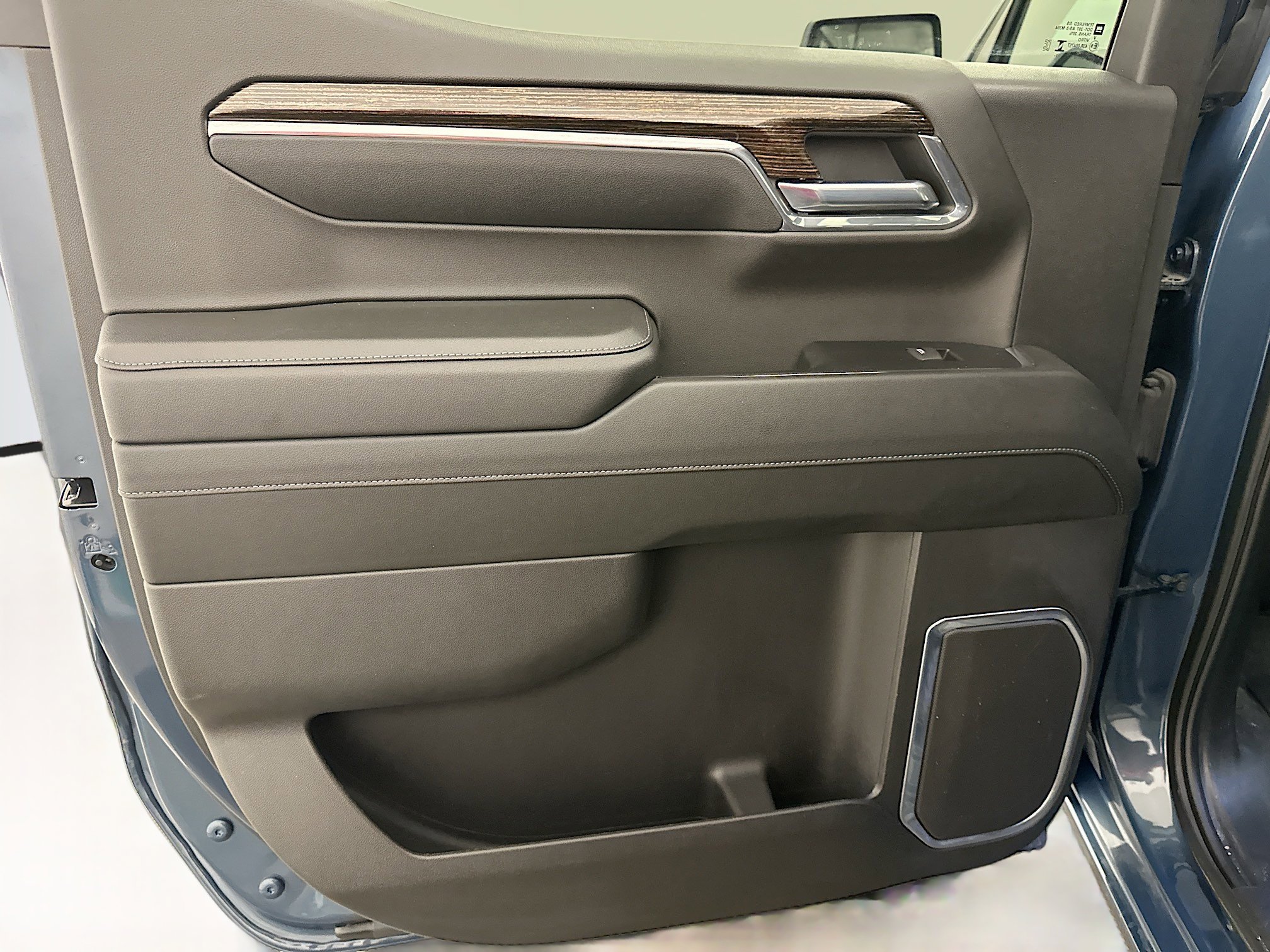 Used 2024 GMC Sierra 1500 Elevation image 27