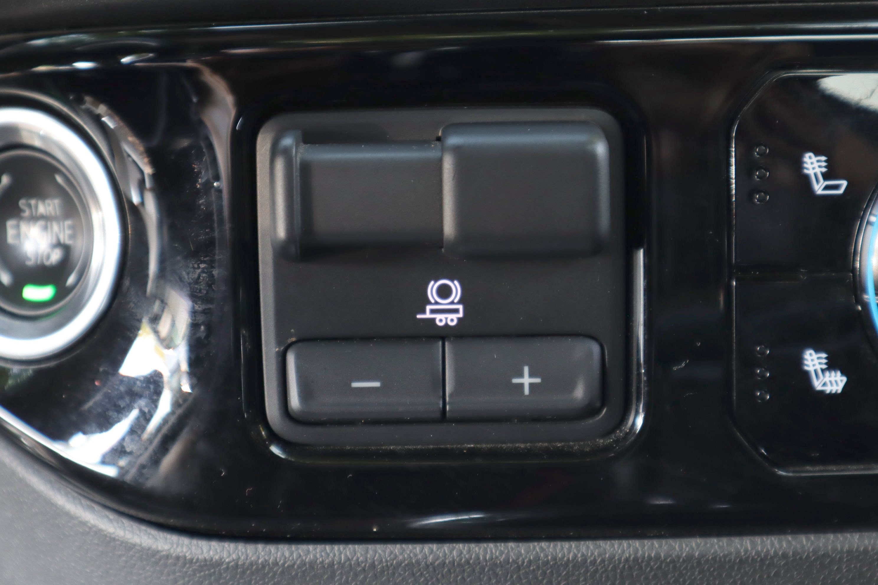 Used 2024 GMC Sierra 1500 Elevation w/ Elevation Premium Package AWD/4WD image 25