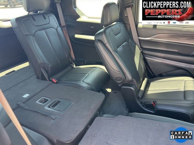 Used 2025 Jeep Grand Cherokee L Limited w/ Luxury Tech Group II AWD/4WD image 18