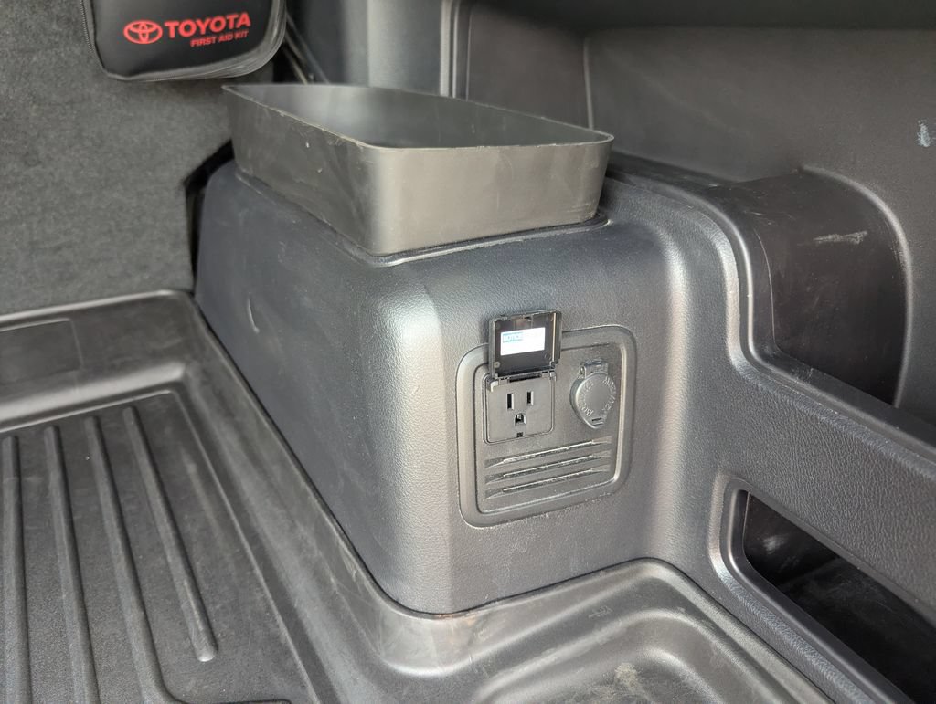 Used 2023 Toyota 4Runner SR5 AWD/4WD image 35