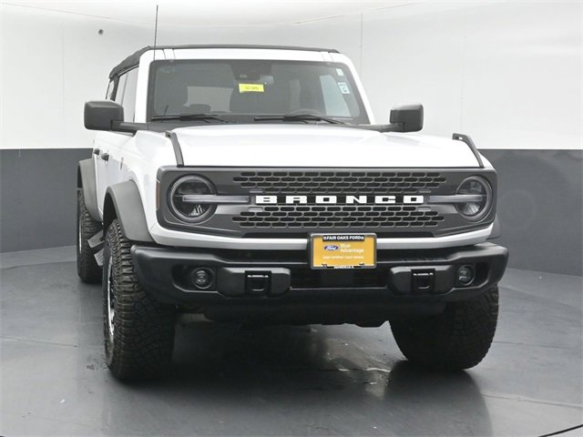 Certified 2023 Ford Bronco Badlands w/ Sasquatch Package image 2