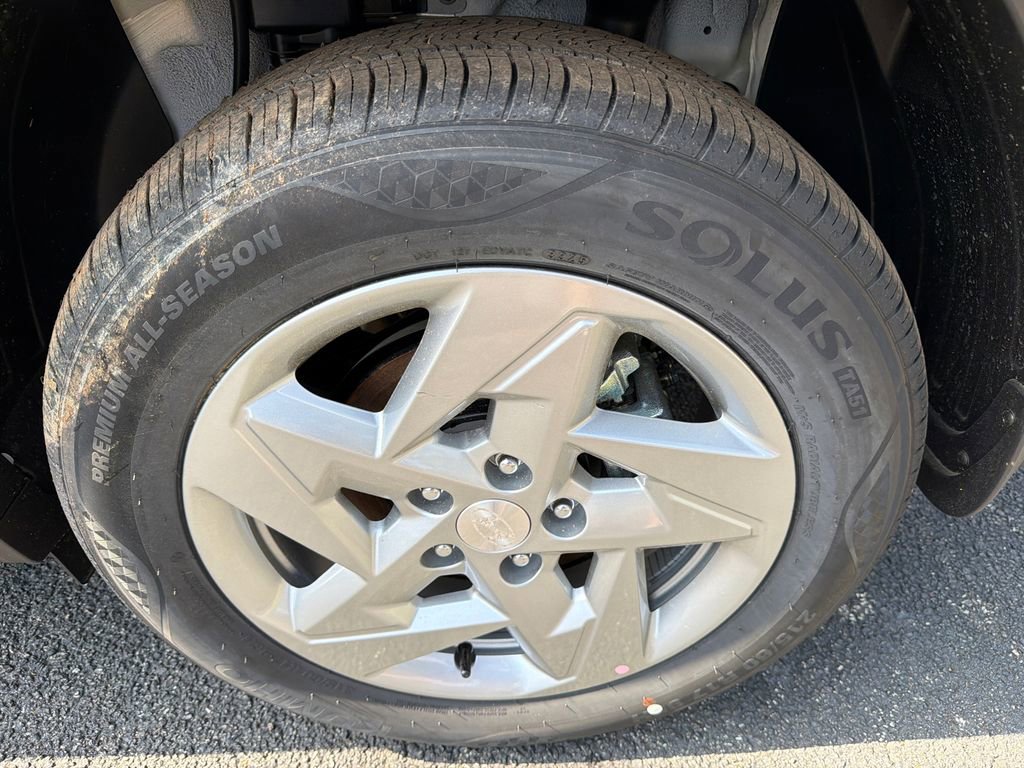 New 2026 Hyundai Kona SE image 19