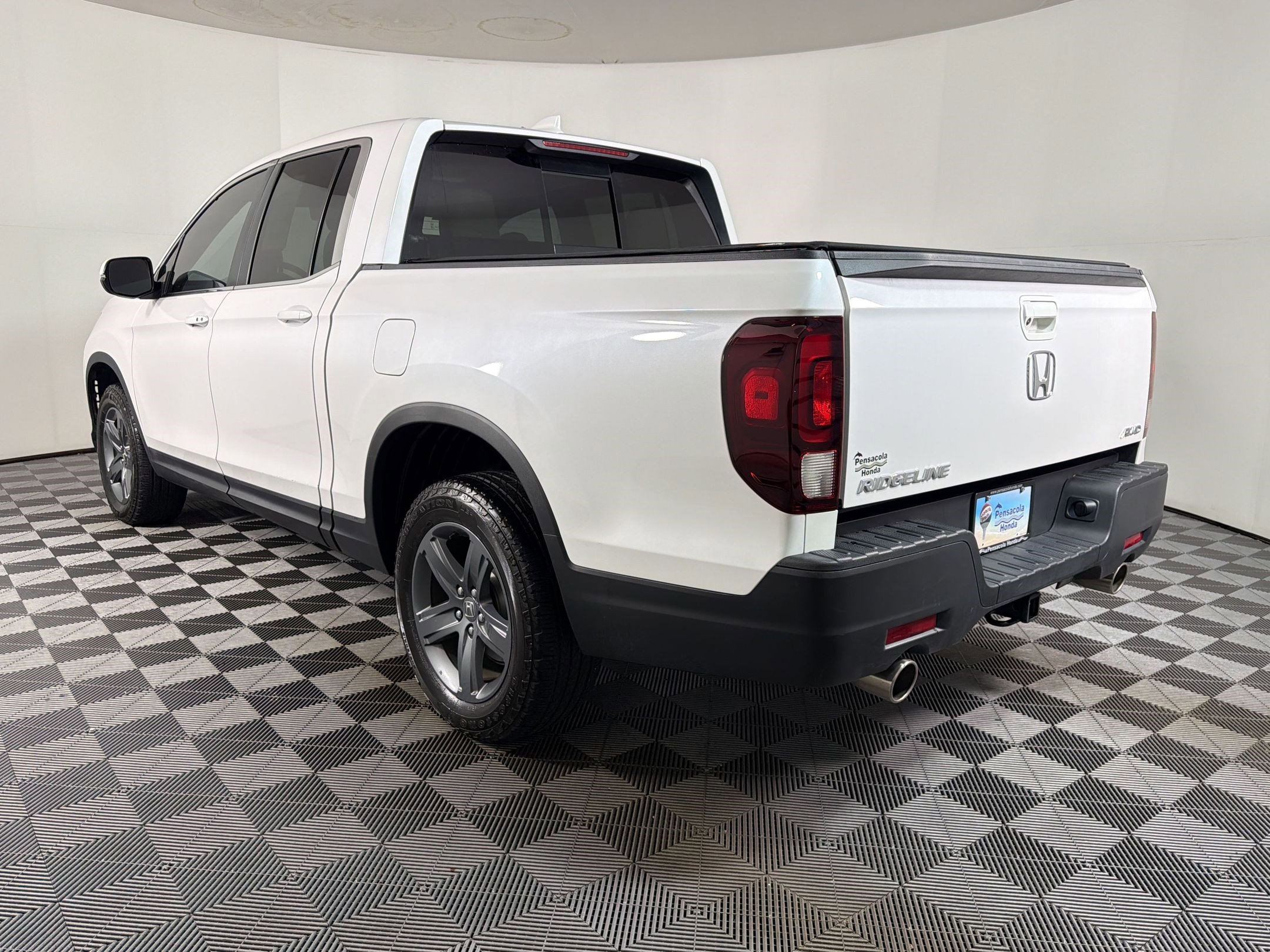Used 2023 Honda Ridgeline RTL image 2