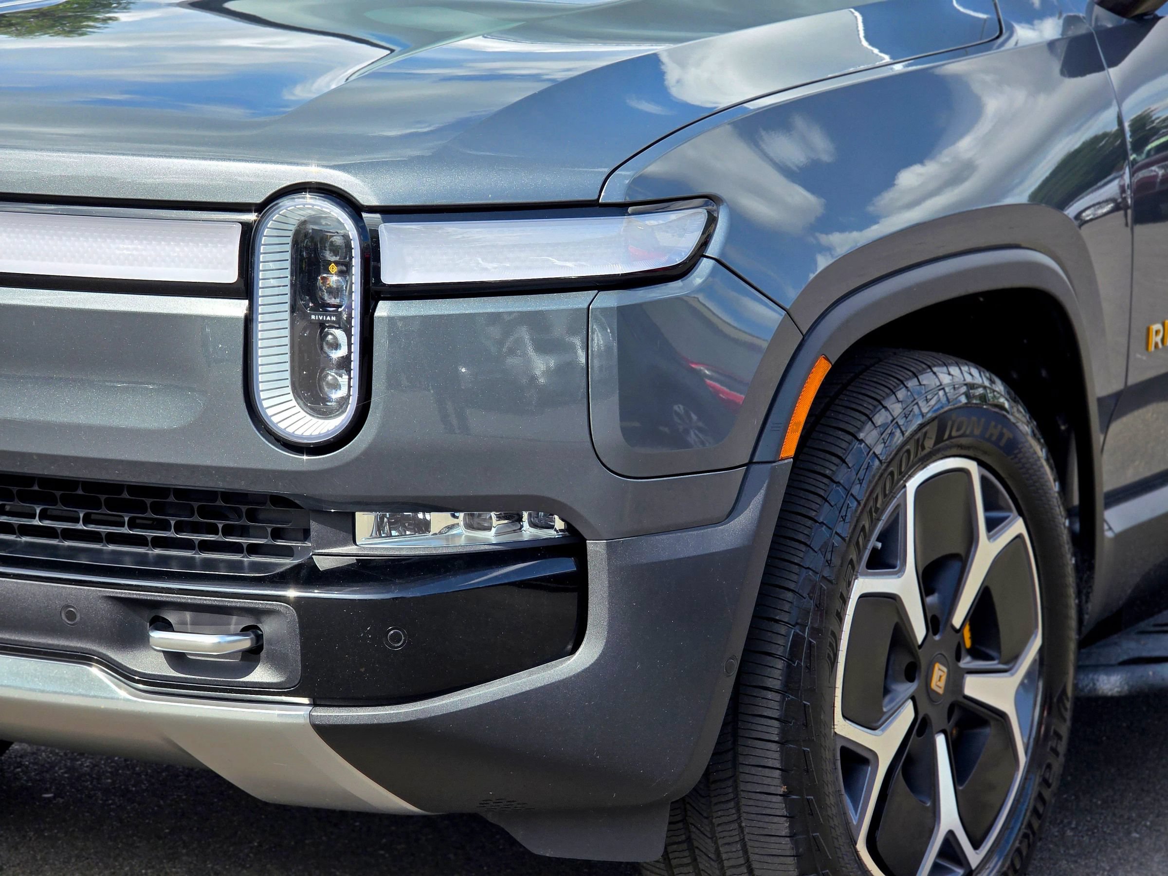 Used 2023 Rivian R1S Adventure Quad AWD/4WD image 5