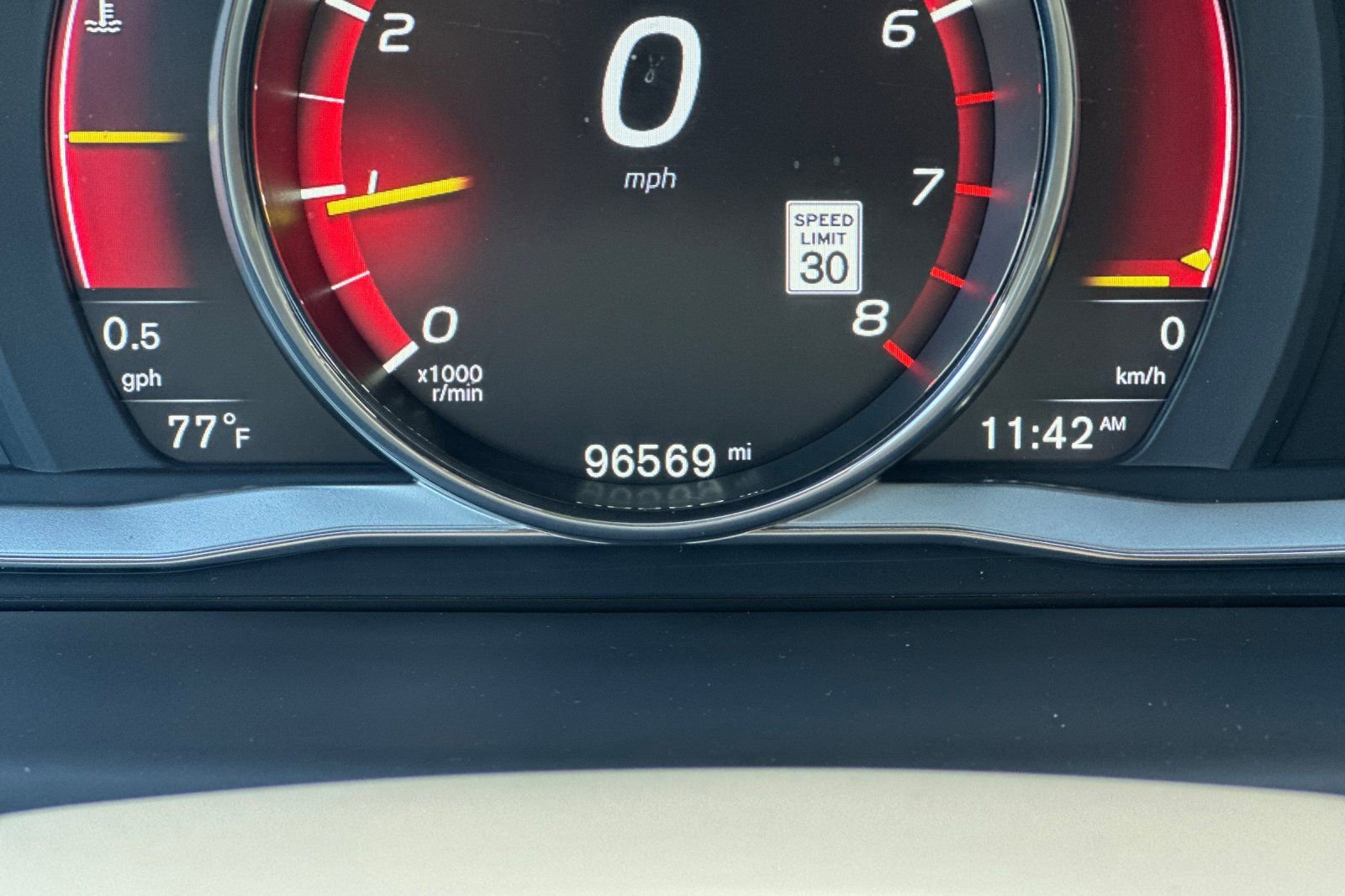 Used 2016 Volvo XC70 T5 Platinum w/ Protection Package image 27