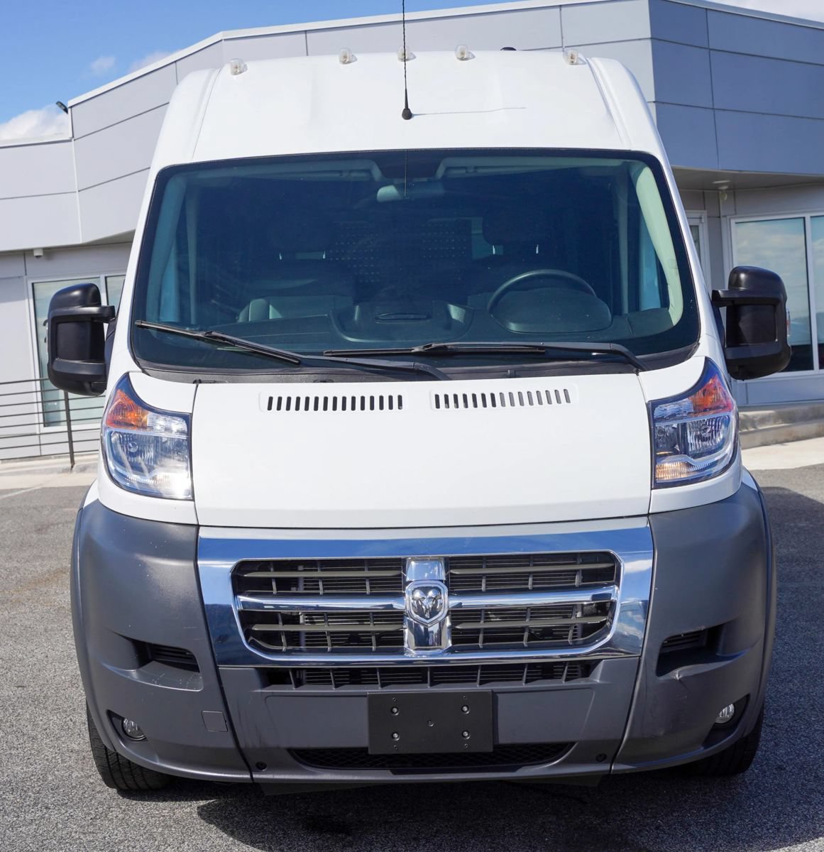 Used 2016 RAM ProMaster 2500 w/ Premium Appearance Group FWD image 13
