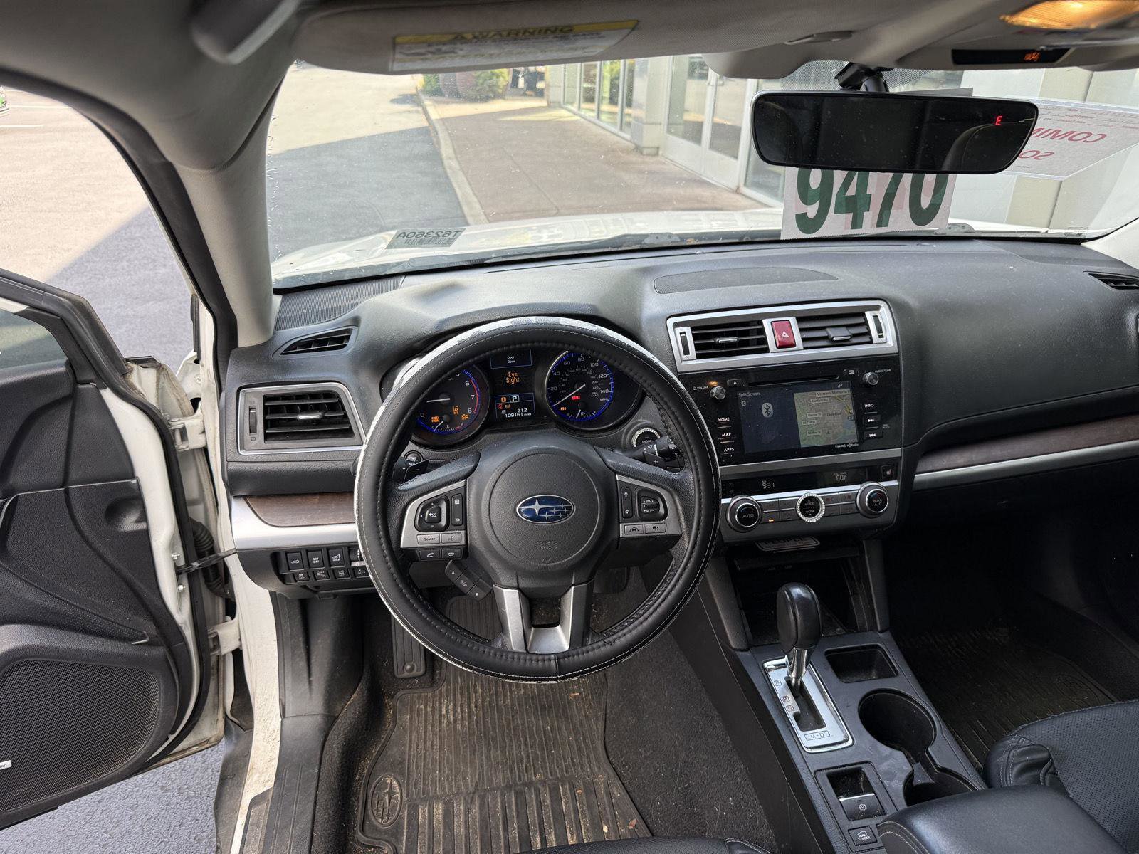 Used 2017 Subaru Outback 2.5i Limited AWD/4WD image 12