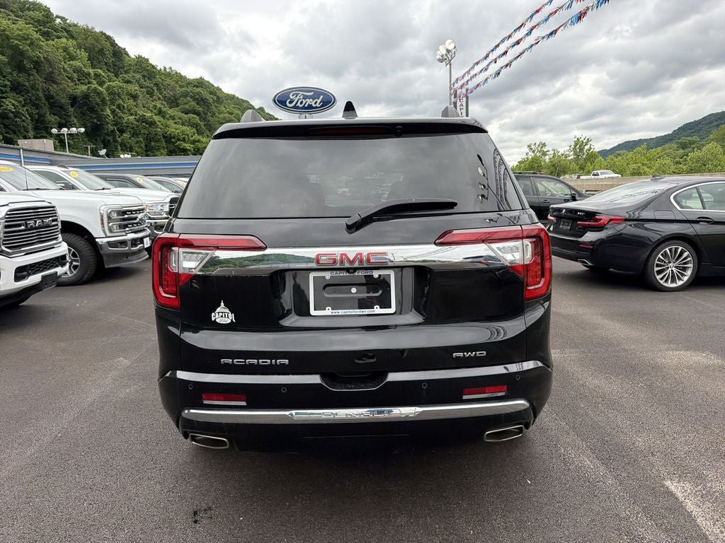 Used 2023 GMC Acadia Denali AWD/4WD image 4