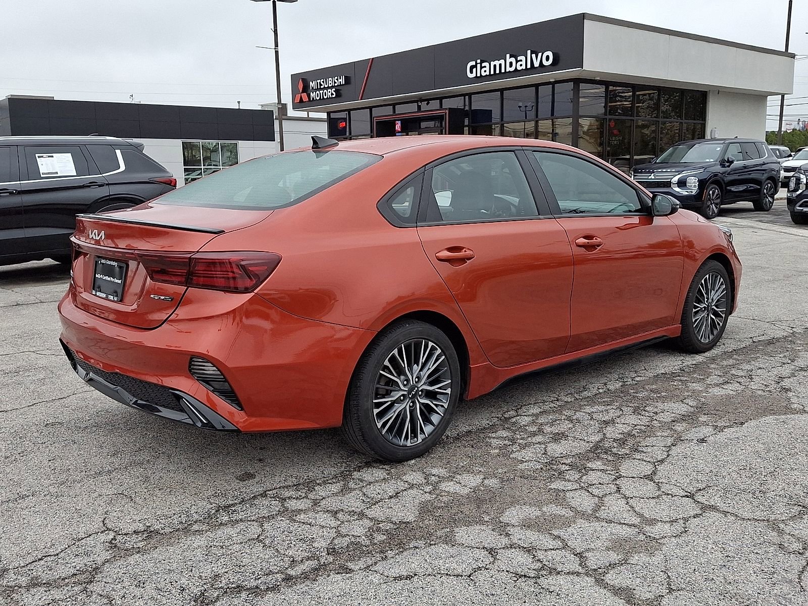 Used 2023 Kia Forte GT-Line image 7