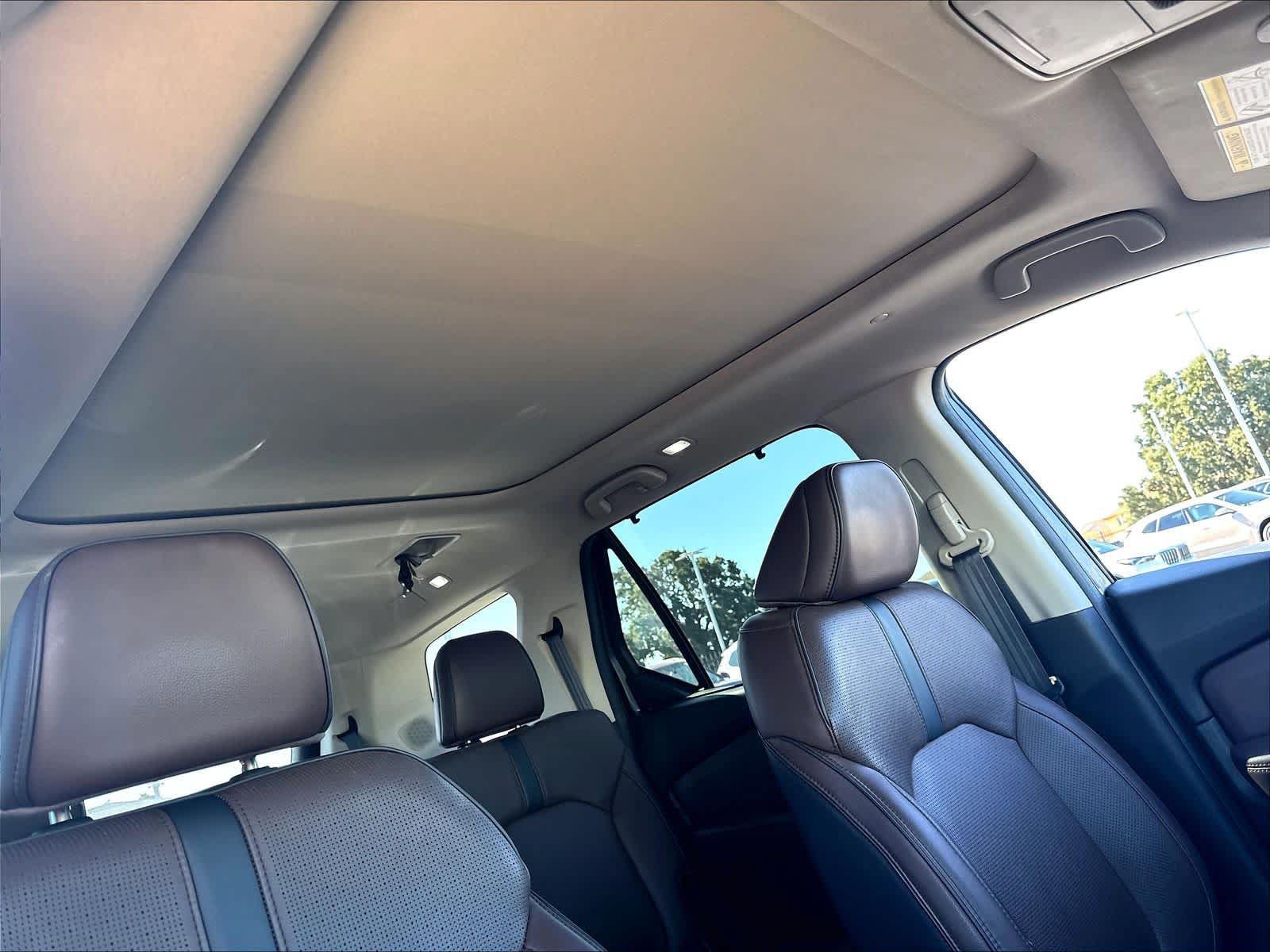 Used 2024 Honda Pilot Elite image 27