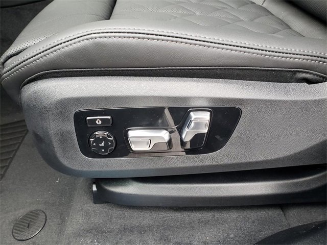 New 2026 BMW X5 xDrive40i w/ Climate Comfort Package image 20