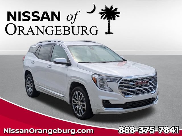 Used 2022 GMC Terrain Denali w/ Denali Premium Package