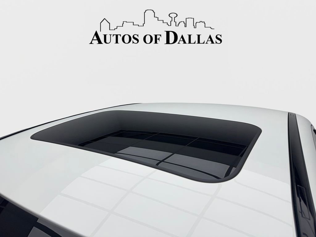 Used 2024 Mercedes-Benz C 300 Sedan image 13