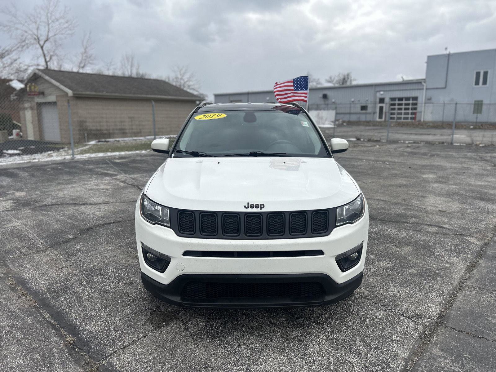 Used 2019 Jeep Compass Altitude image 2