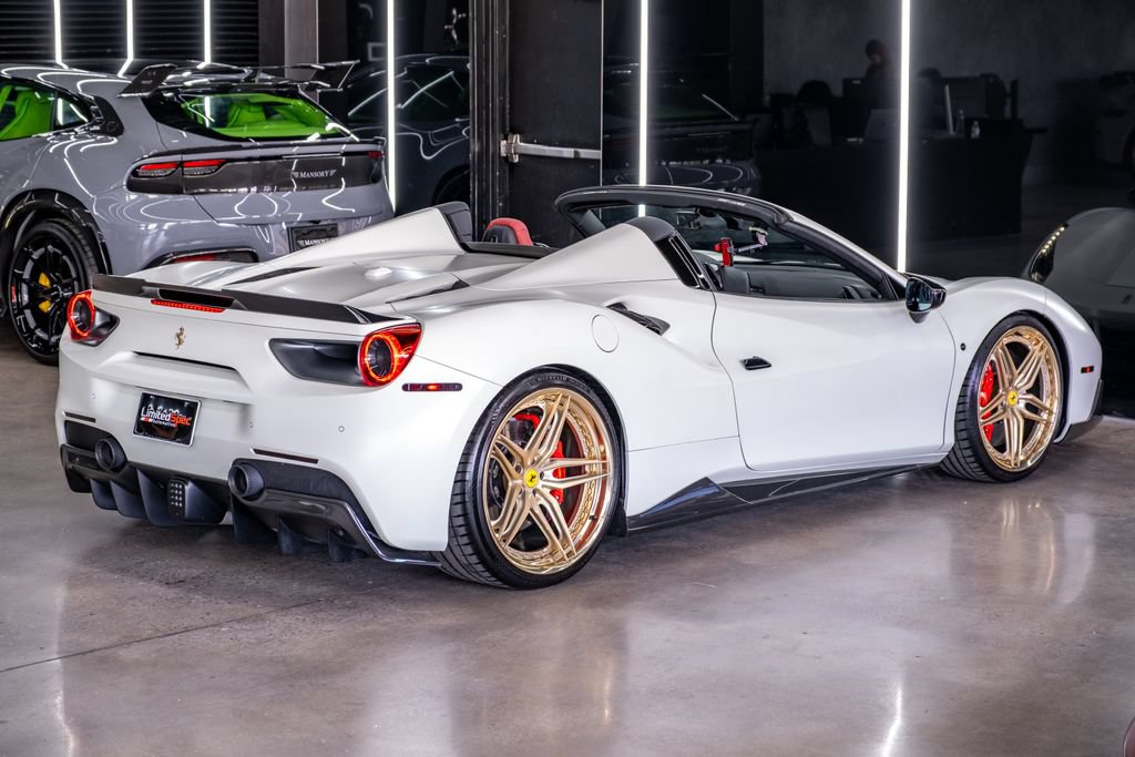 Used 2018 Ferrari 488 Spider RWD image 20