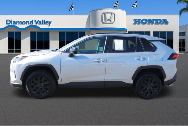 Used 2021 Toyota RAV4 LE image 8
