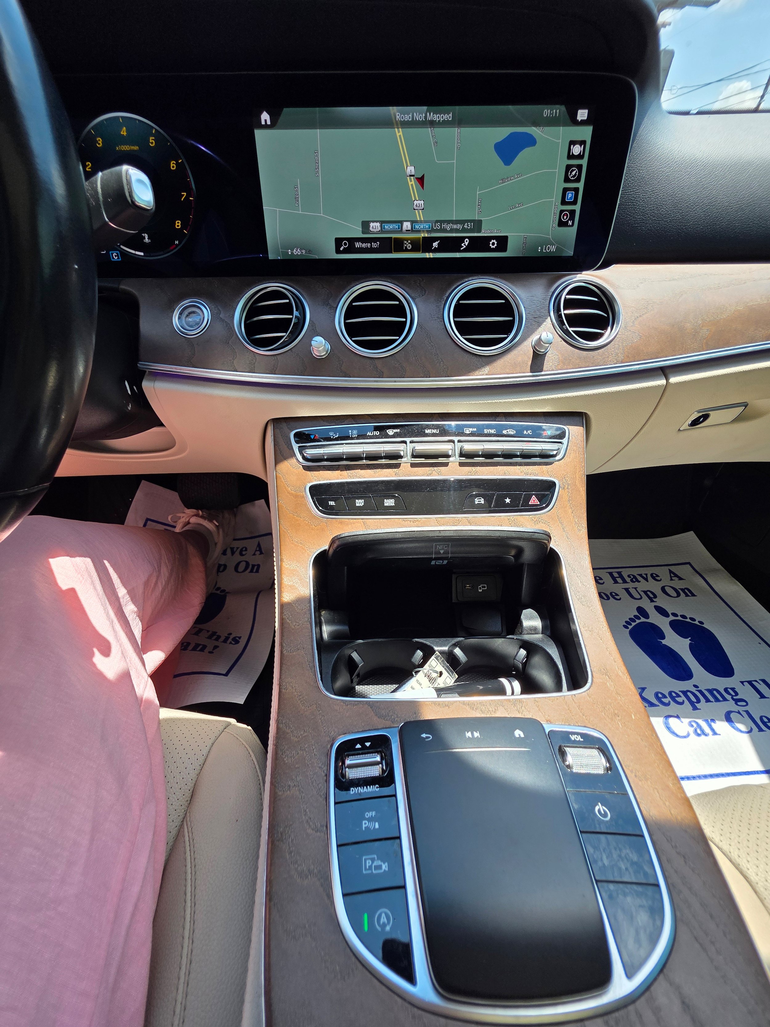 Used 2022 Mercedes-Benz E 350 4MATIC Sedan image 11
