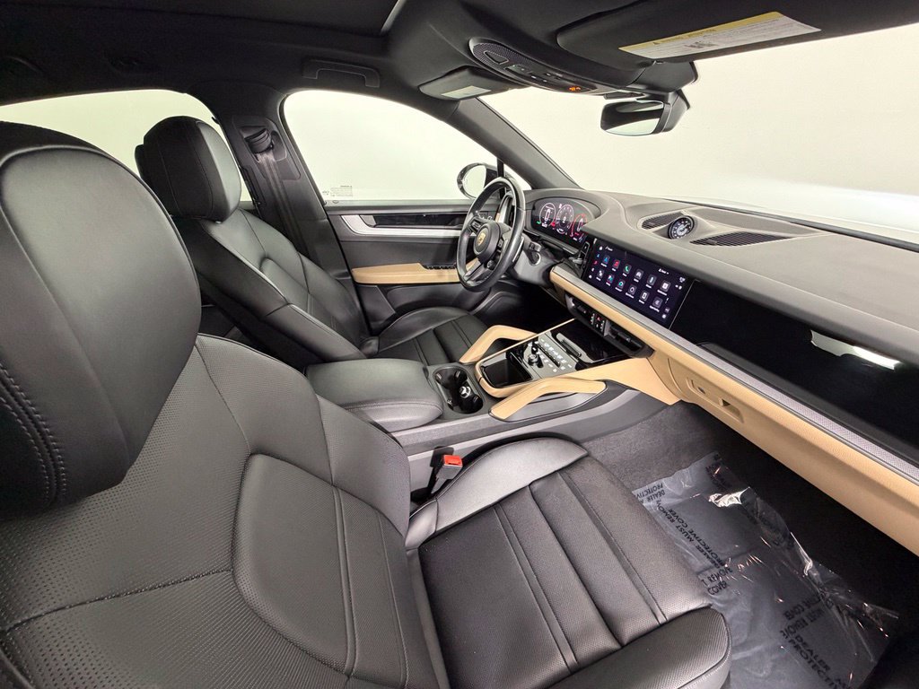 Certified 2024 Porsche Cayenne S AWD/4WD image 45