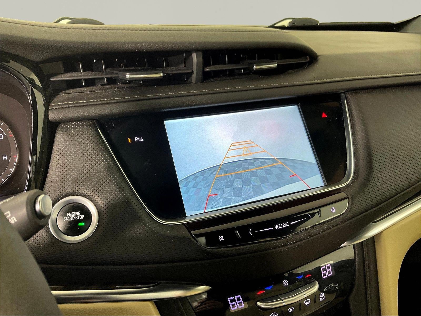 Used 2017 Cadillac XT5 FWD image 14