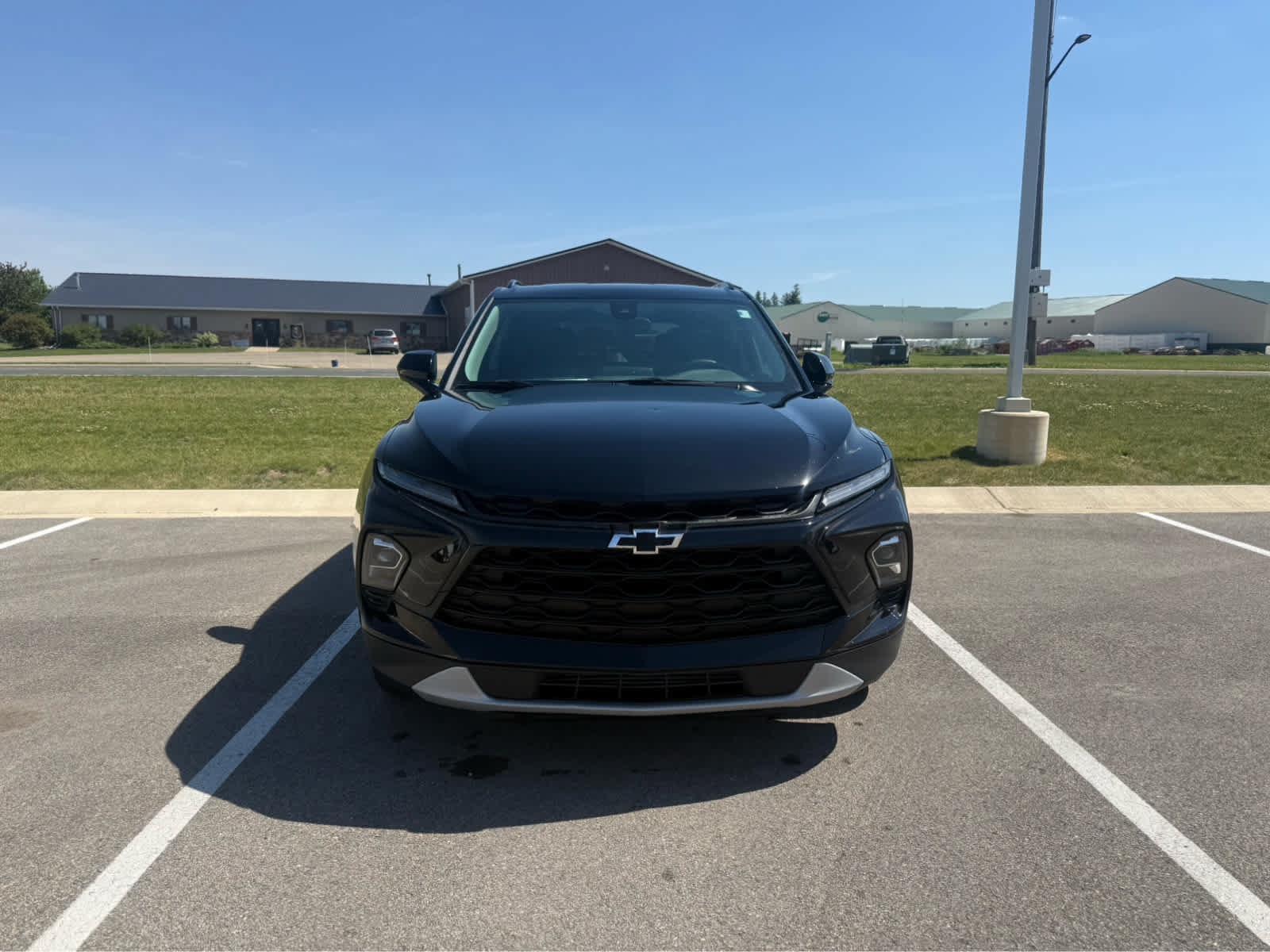 Used 2023 Chevrolet Blazer LT w/ Convenience Package AWD/4WD image 2