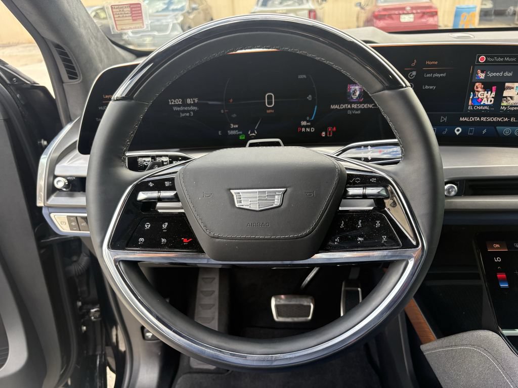 Used 2026 Cadillac Vistiq Premium Luxury AWD/4WD image 15