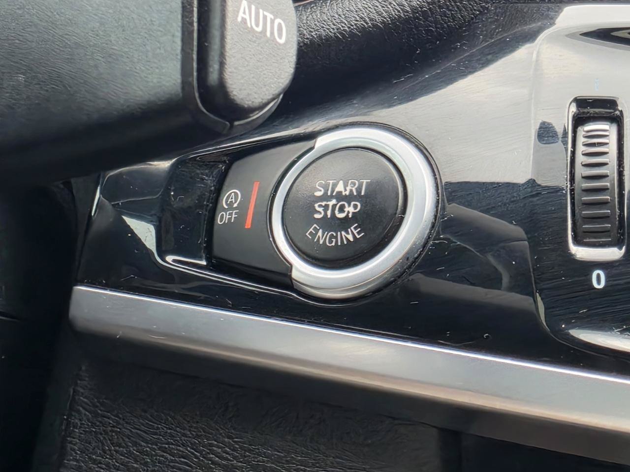 Used 2018 BMW X4 M40i AWD/4WD image 32