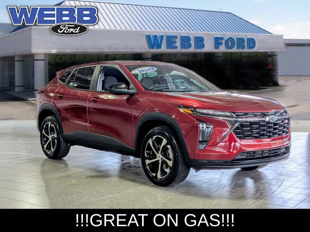 Used 2024 Chevrolet Trax RS image 1