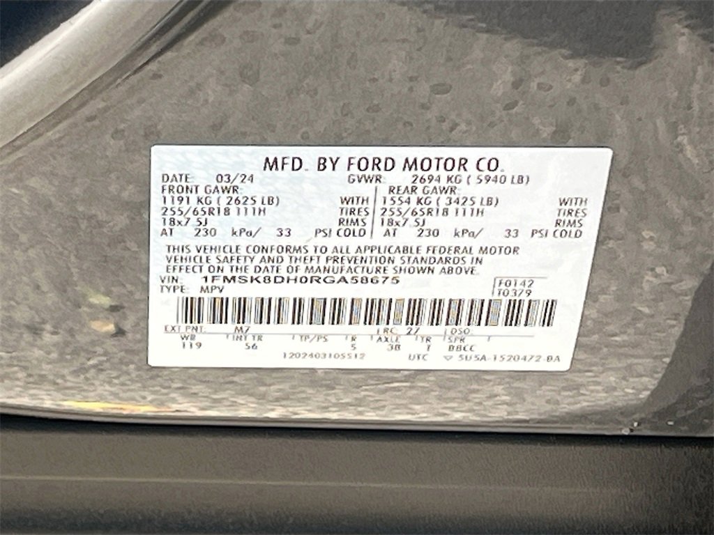 Used 2024 Ford Explorer XLT w/ Equipment Group 202A image 31