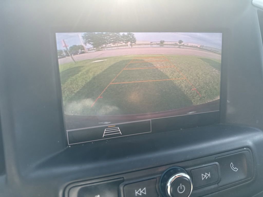 Used 2022 GMC Terrain SLE FWD image 22