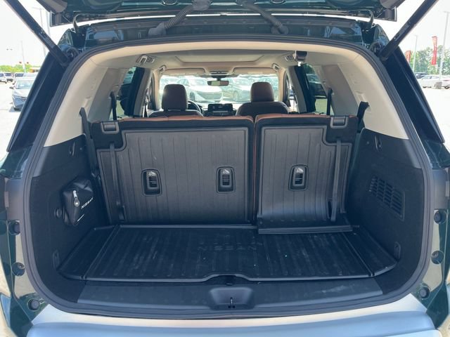 Used 2025 Nissan Pathfinder Platinum w/ Cargo Package FWD image 31